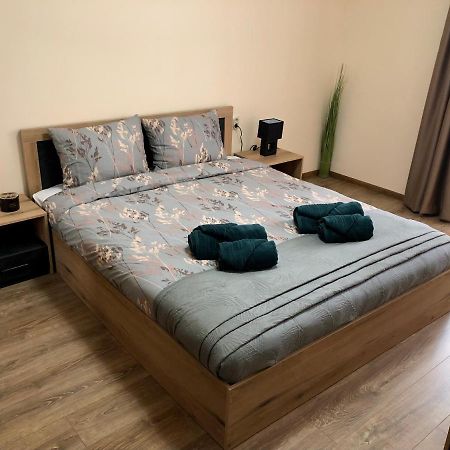 Luxury Apartment 1 Free Underground Parking Pazardzhik Exterior foto