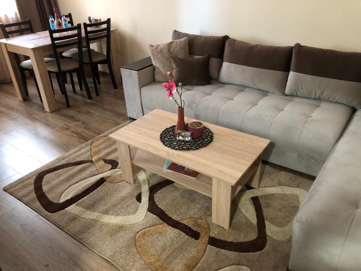 Luxury Apartment 1 Free Underground Parking Pazardzhik Exterior foto
